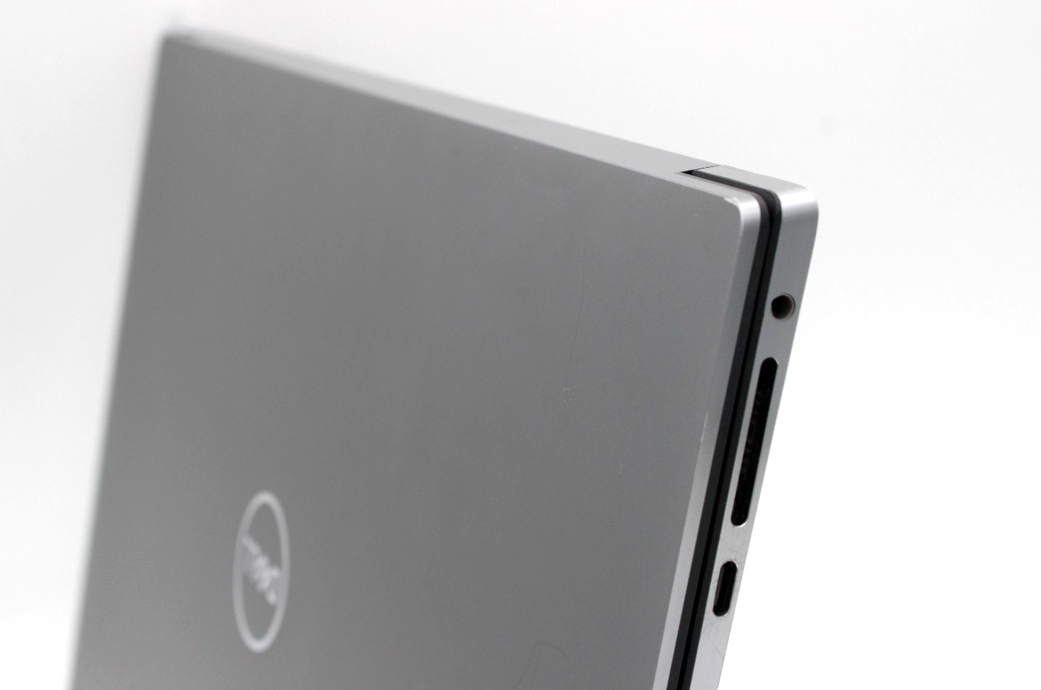 Dell Precision 5560 15.6″ Touch i9-11950H 8GB RAM 256GB SSD NIVIDIA RTX A2000