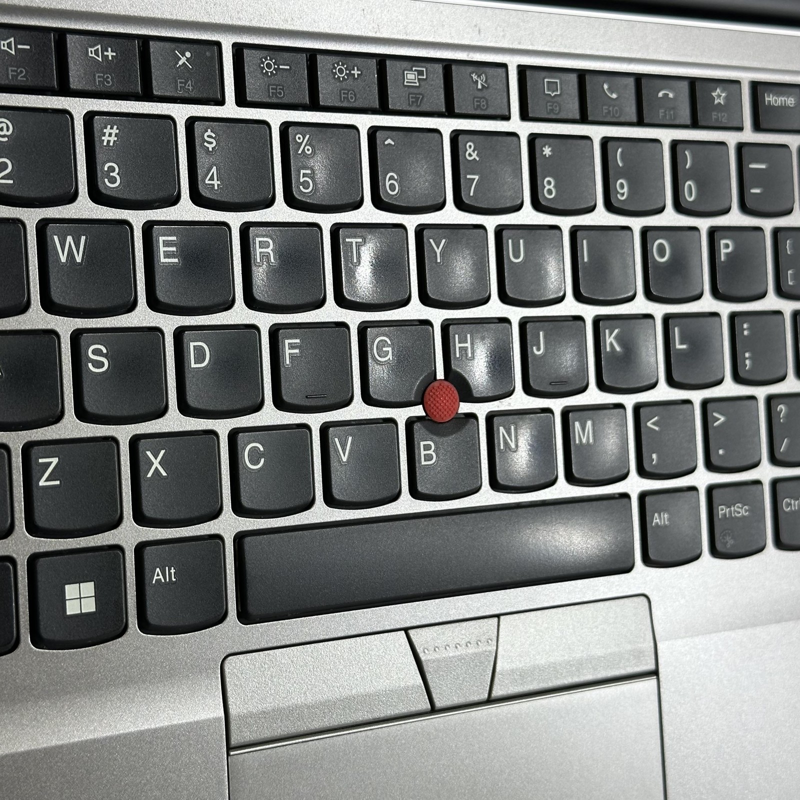 Lenovo ThinkPad E14 Gen 4 14 FHD i3-1215U 8GB 256GB SSD Good