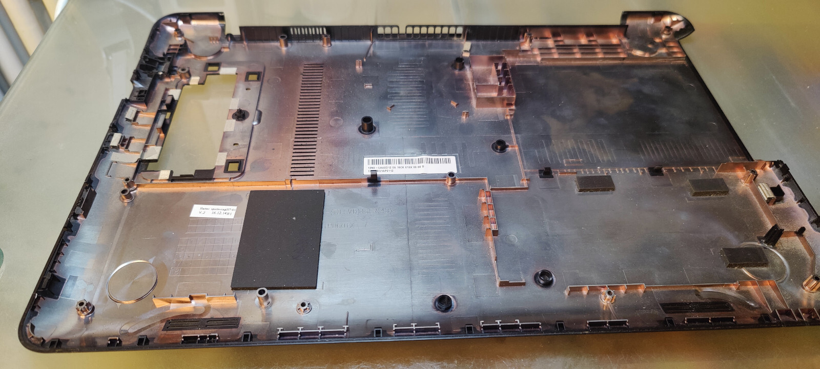 ASUS R556U X556U F556U BOTTOM SHELL BOTTOM 13N0-UAA0D12 13NB0BG1AP0112