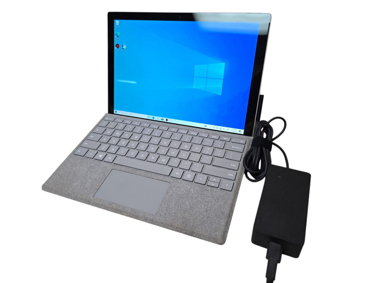 Microsoft Surface Pro 1796 M3-7Y30@1.61GHz 4GB Ram 128GB SSD Win 10 Tested