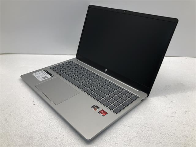 HP 15-fc0077od 15.6″ Notebook AMD Ryzen 7 7730U 16GB 256GB W11H 7H3F3UAR#ABA