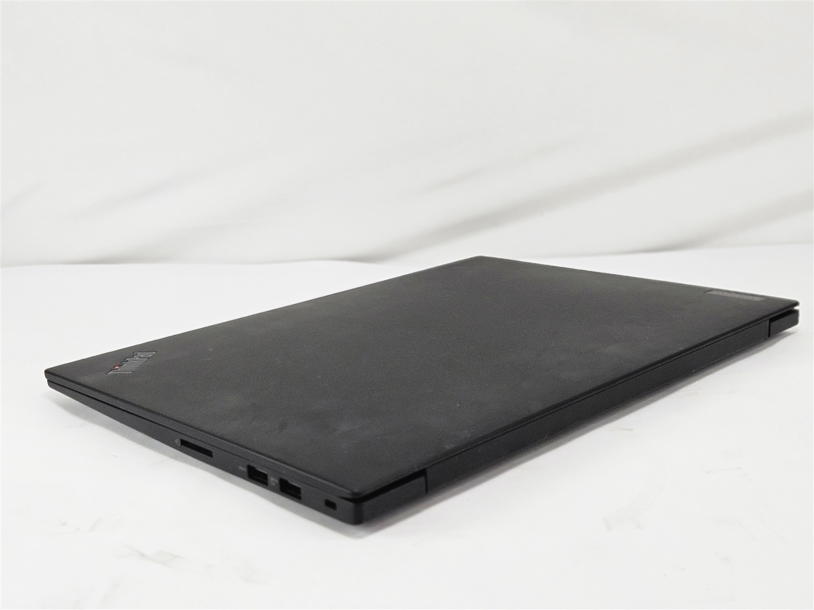 Lenovo ThinkPad P1 Gen 4 Intel Core i7-11850H 32GB 1TB SSD 16″ Laptop Win11