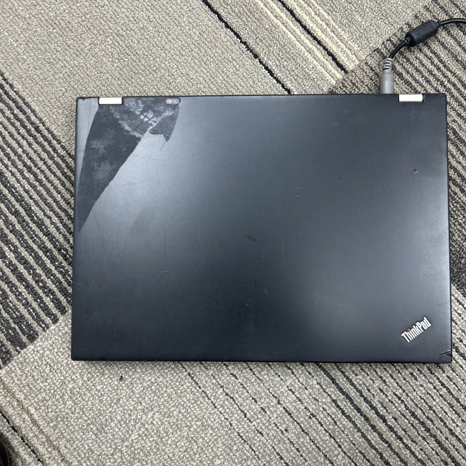 Lenovo Thinkpad T410s missing back panel & internal storage drive(Boots to BIOS)