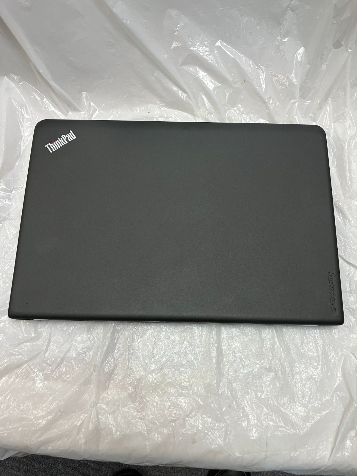Lenovo ThinkPad E555 20DH002QUS 15.6″ AMD A6-7000 4GB RAM 500GB FOR PARTS
