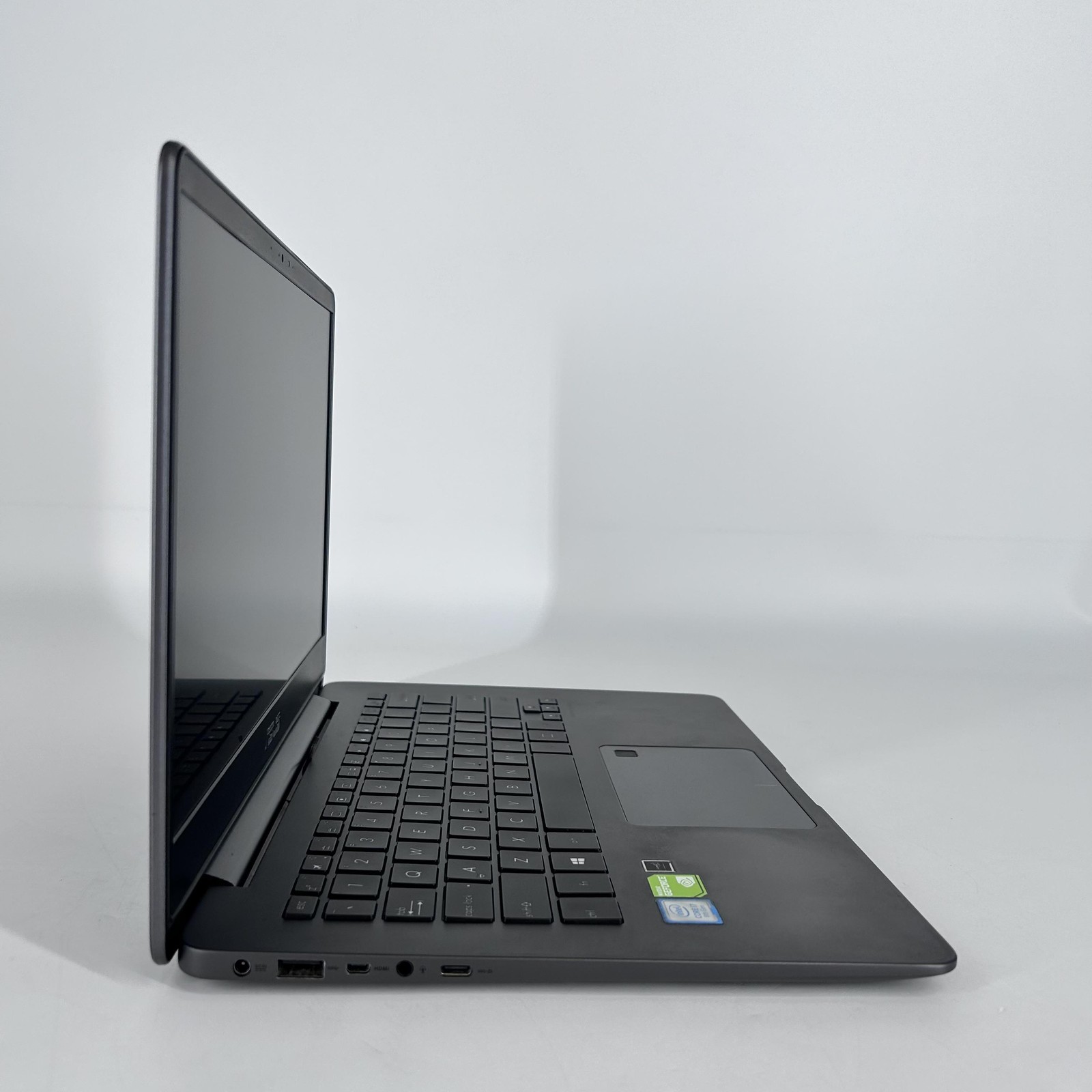 ASUS ZenBook UX430U 14″ FHD i7-8550U 1.80GHz 16GB 512GB SSD MX150 – Bad Battery