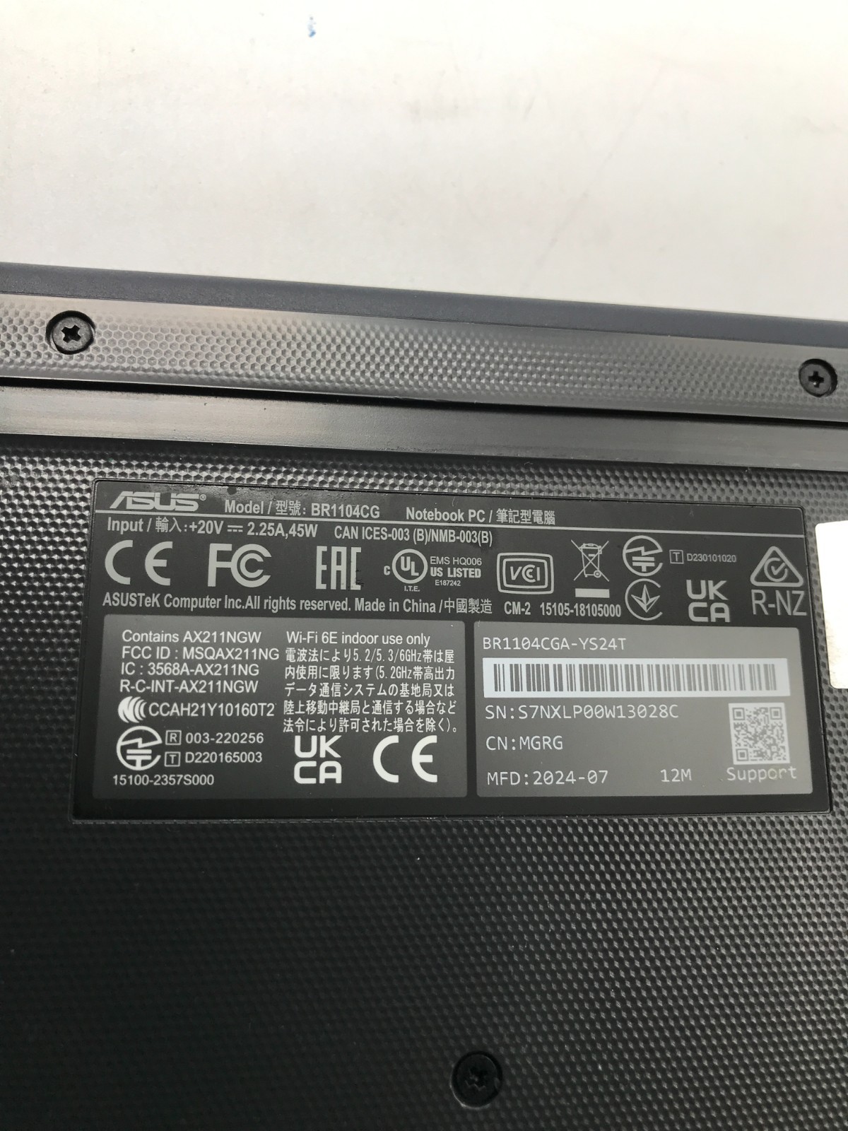 Asus Expertbook BR1104CG |8GB RAM 128GB SSD| W11P Education(L-8)