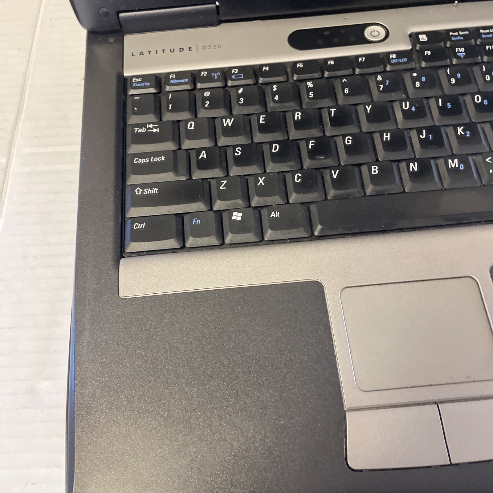 Dell Latitude D520 CORE 2 DUO 2GB 180GB HDD WIN VISTA
