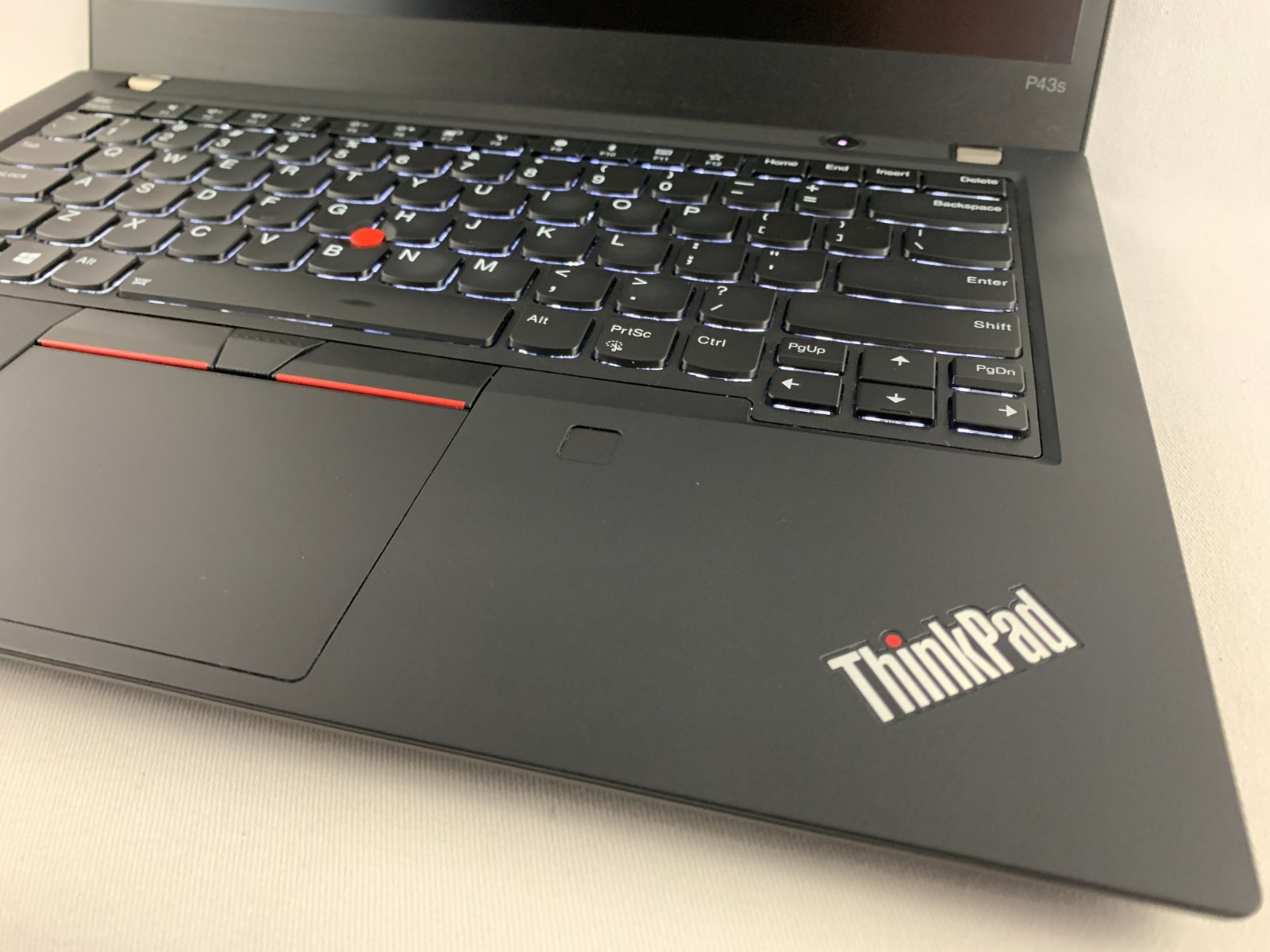 Lenovo ThinkPad P43s Laptop Intel Core i7-8565U 1.8GHz, 16GB RAM, 500GB SSD W11P