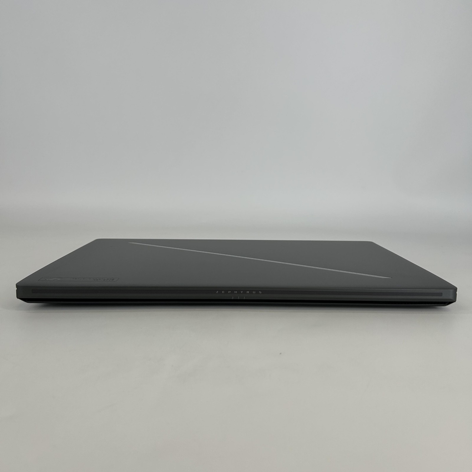 Asus ROG Zephyrus G16 GU605 16 QHD+ 2.9 GHz Ultra 9 285H 32GB 1TB RTX 5070 Ti