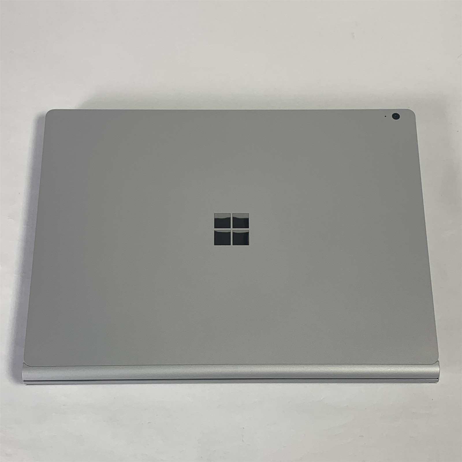 Microsoft Surface Book 3 1900 13.5″ i7-1065G7 1.3GHz 16GB 256GB NVMe SSD – Win11