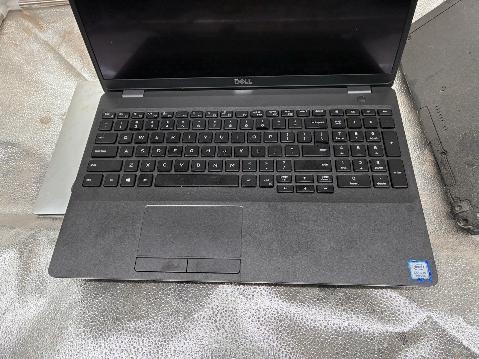 Dell Precision 3540 Touchscreen i5-8250U 1.60 GHz 8GB RAM 256GB SSD Windows 11
