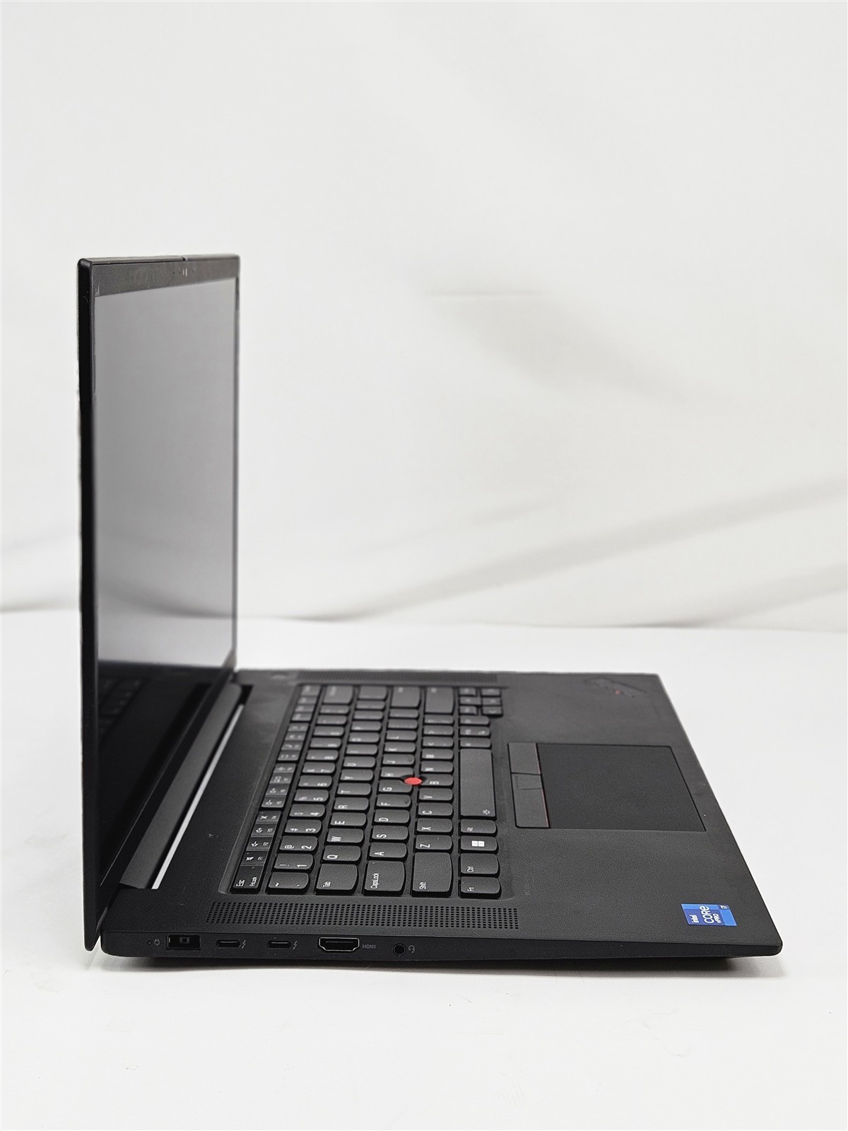 Lenovo ThinkPad P1 Gen 4 Intel Core i7-11850H 32GB 1TB SSD 16″ Laptop Win11