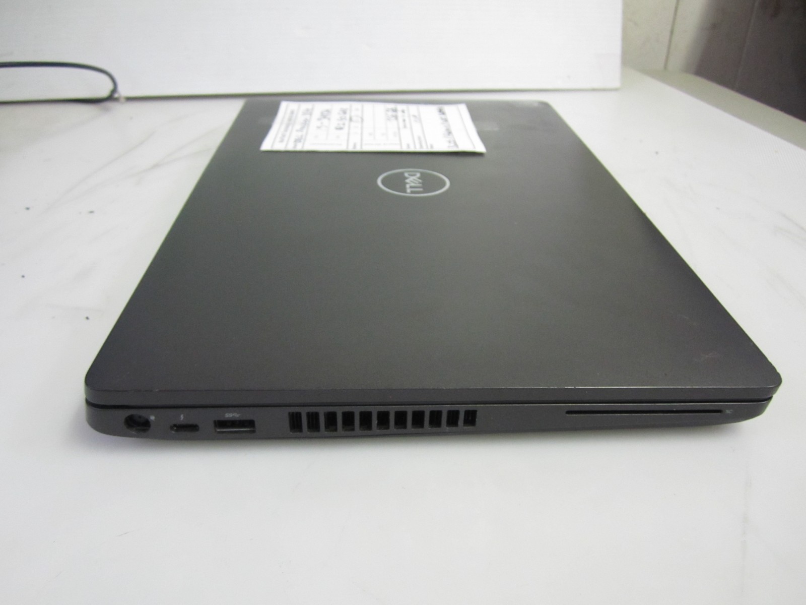 Dell Precision 3541 i5-9400H 16GB 2.50GHz 256GB M2SSD Laptop + AC NOOS/BTRY BIOS