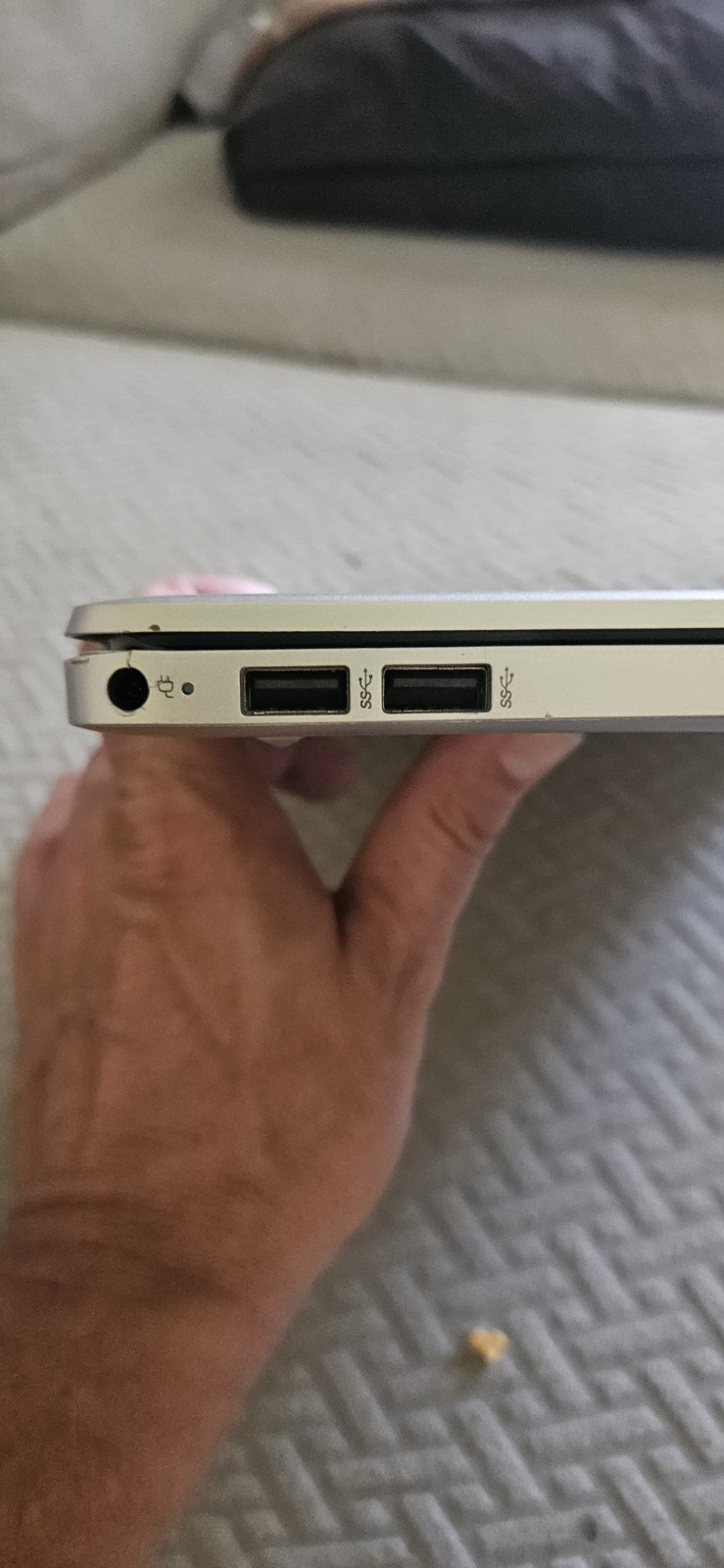 This HP 15-inch laptop sleek natural silver finish Mod.# 15-dy1024wm