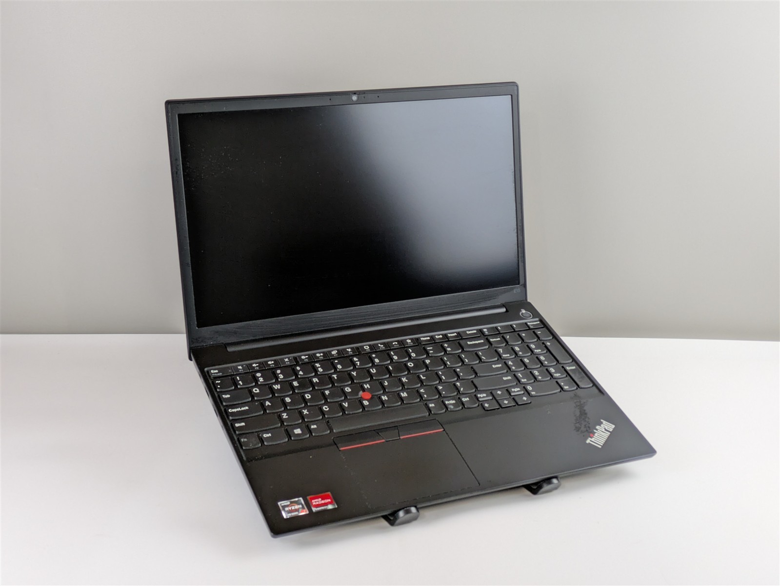 Lenovo ThinkPad E15 Gen 3 Ryzen 7 5700U 8GB RAM 256GB SSD FHD (26894) BAD BATT
