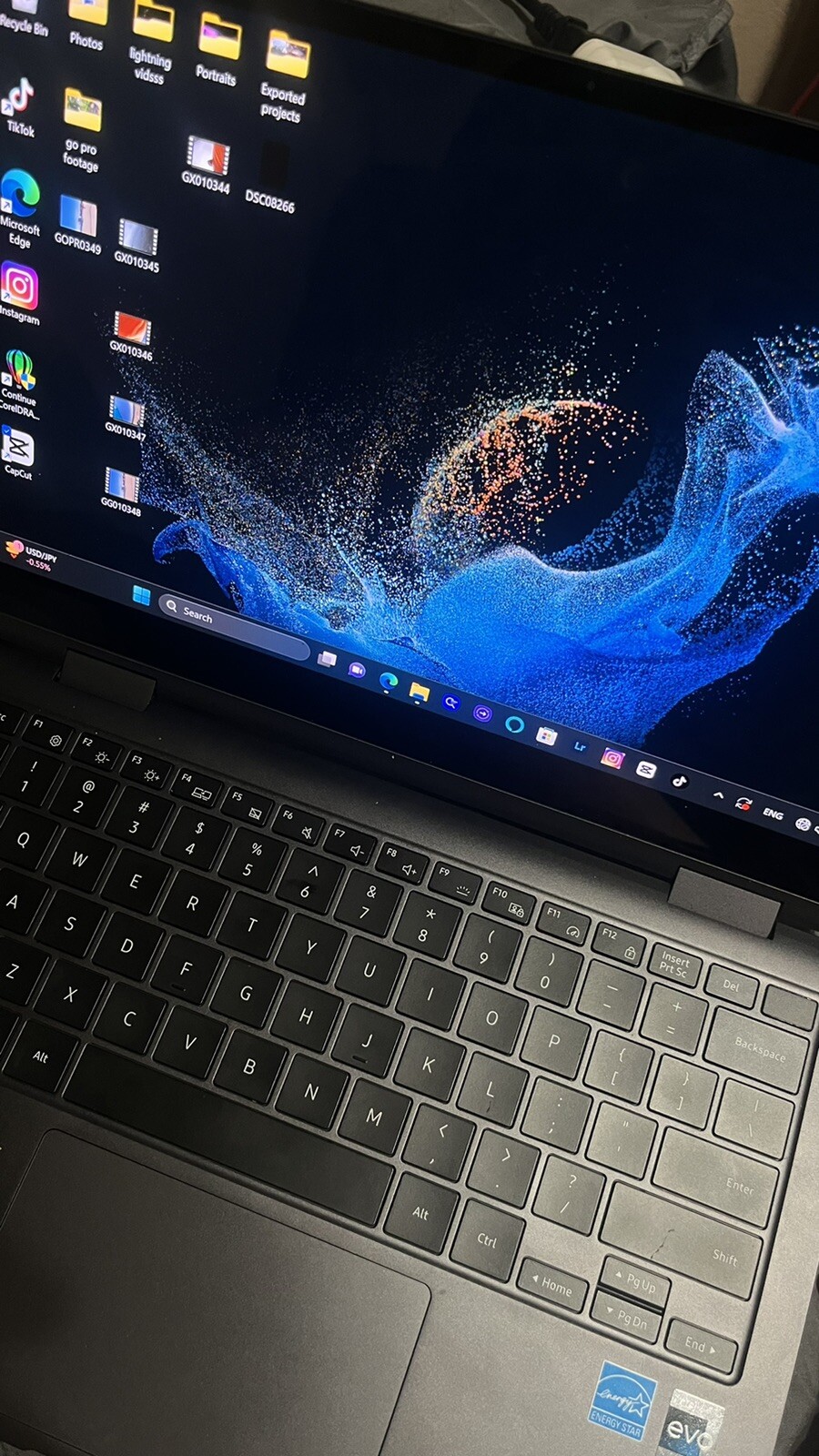 —-2 Months Old—-Samsung Galaxy Book2 360 13.3″
