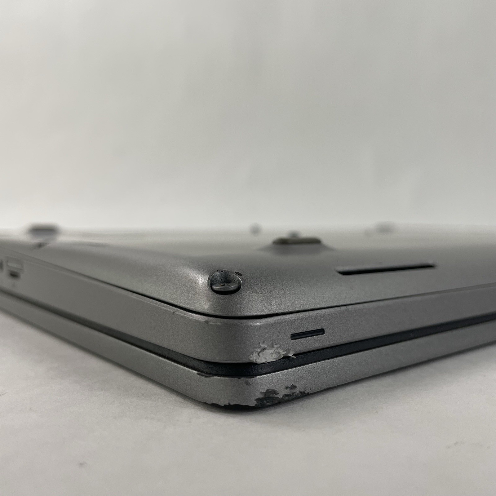 Dell Precision 3551 15.6″ i7-10850H 2.70 GHz 16 GB RAM No SSD/OS/AC/Batt – READ