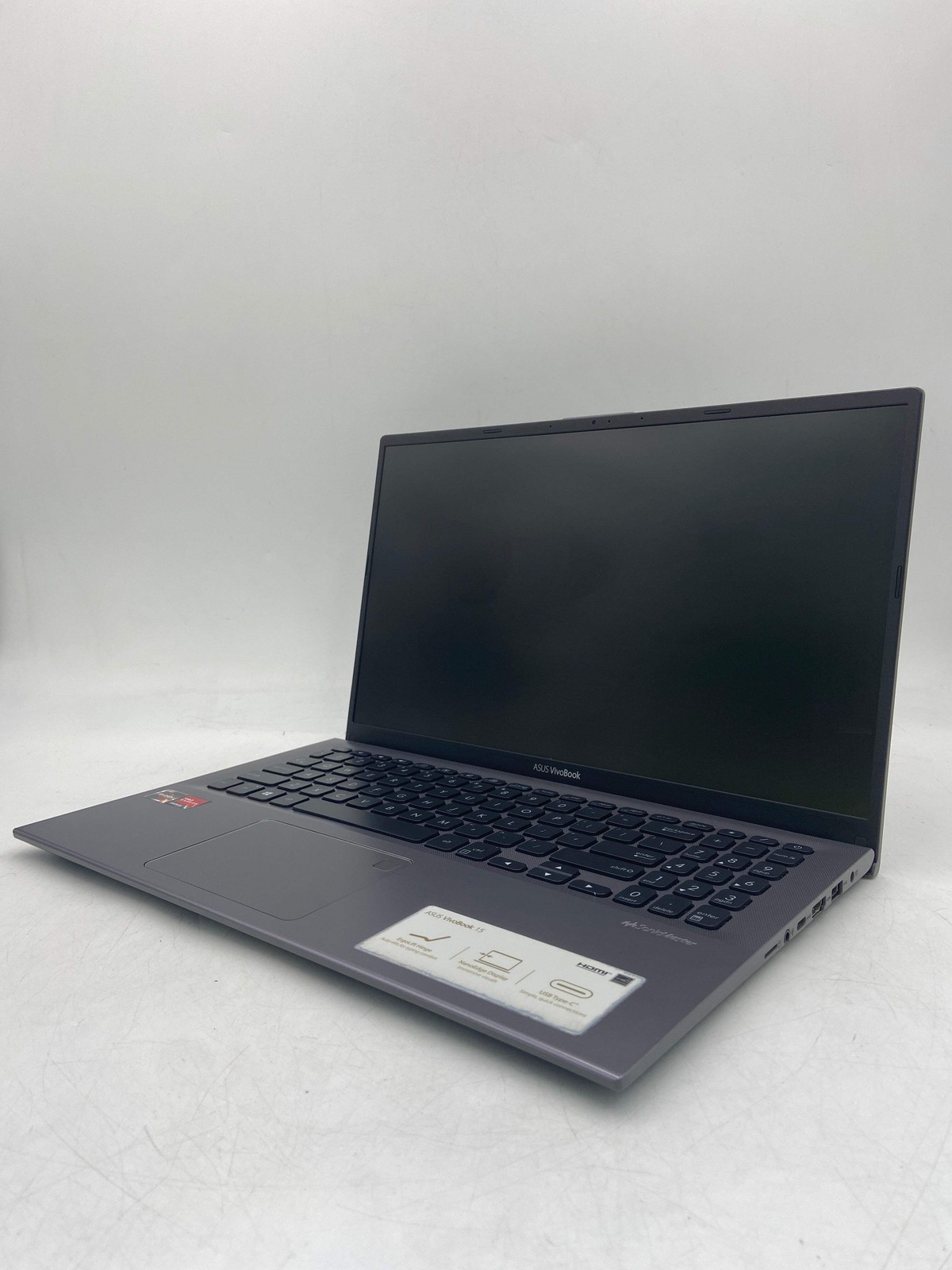 Asus Vivobook 15 F512D 15.6″ Ryzen 3 3200U 2.6GHz 8GB RAM 128GB SSD AMD RADEON