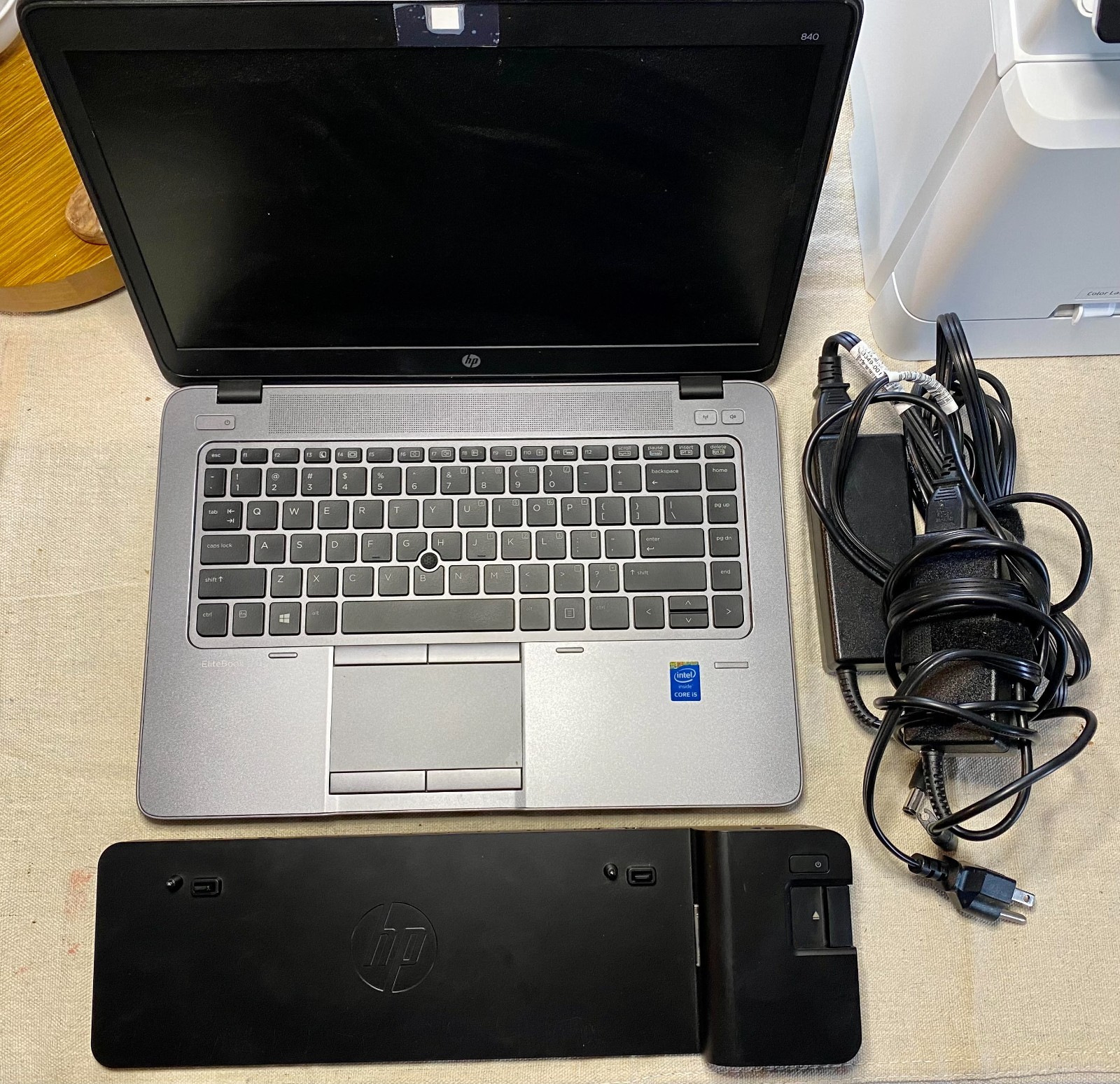 HP EliteBook 840 G2, Core i5, 8GB, 240 SSD, Win-11 Pro with Dock & 2 AC Adapters