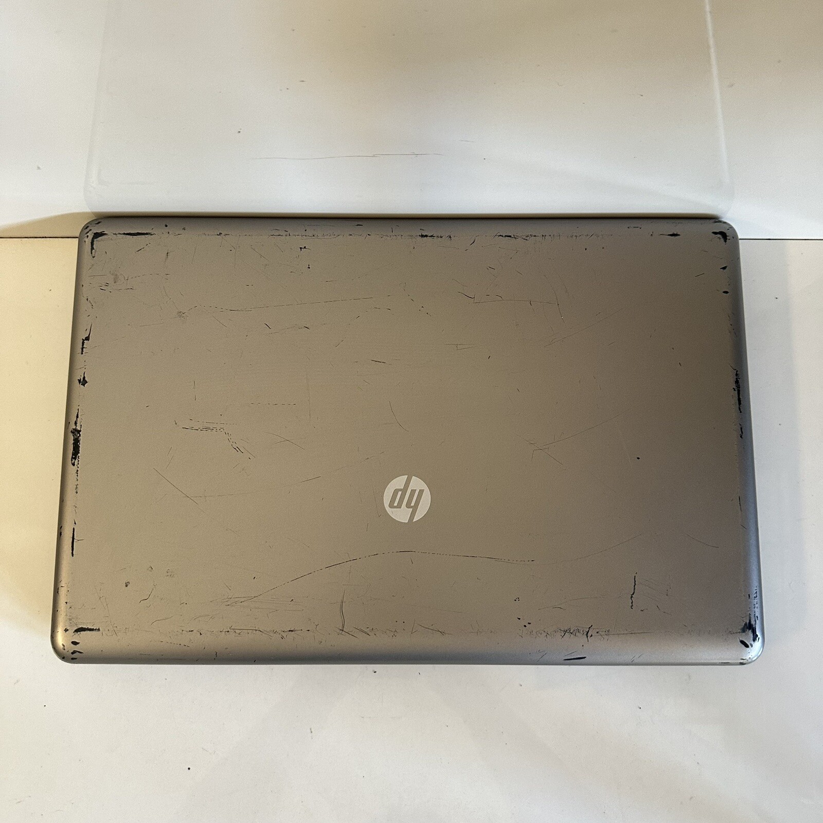 15.6” HP 635 Notebook Laptop AMD 1GB RAM NO HDD Scraps/Salvage