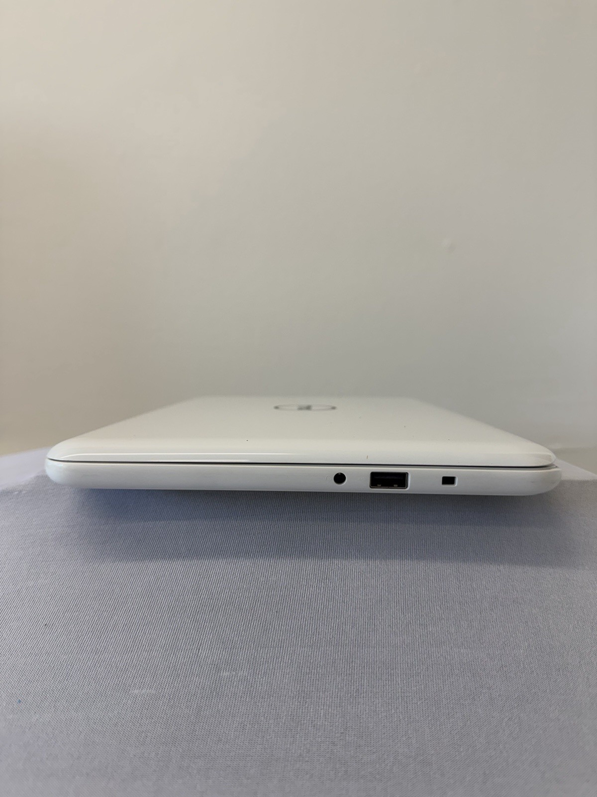 Dell Inspirion 11-3162 Laptop – Good Screen – Intel Celeron N3050 – Read Des