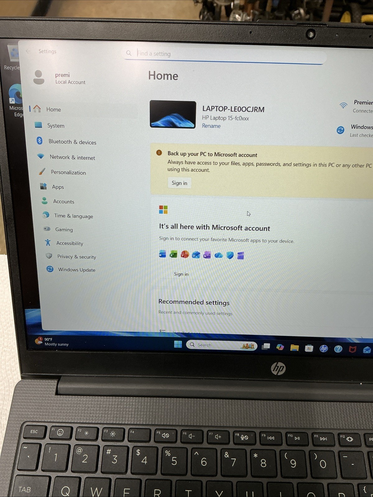 HP 15-fc0204nr 15.6″ Touchscreen Notebook Ryzen 7 5825U – 16GB 512GB Win 11 Home