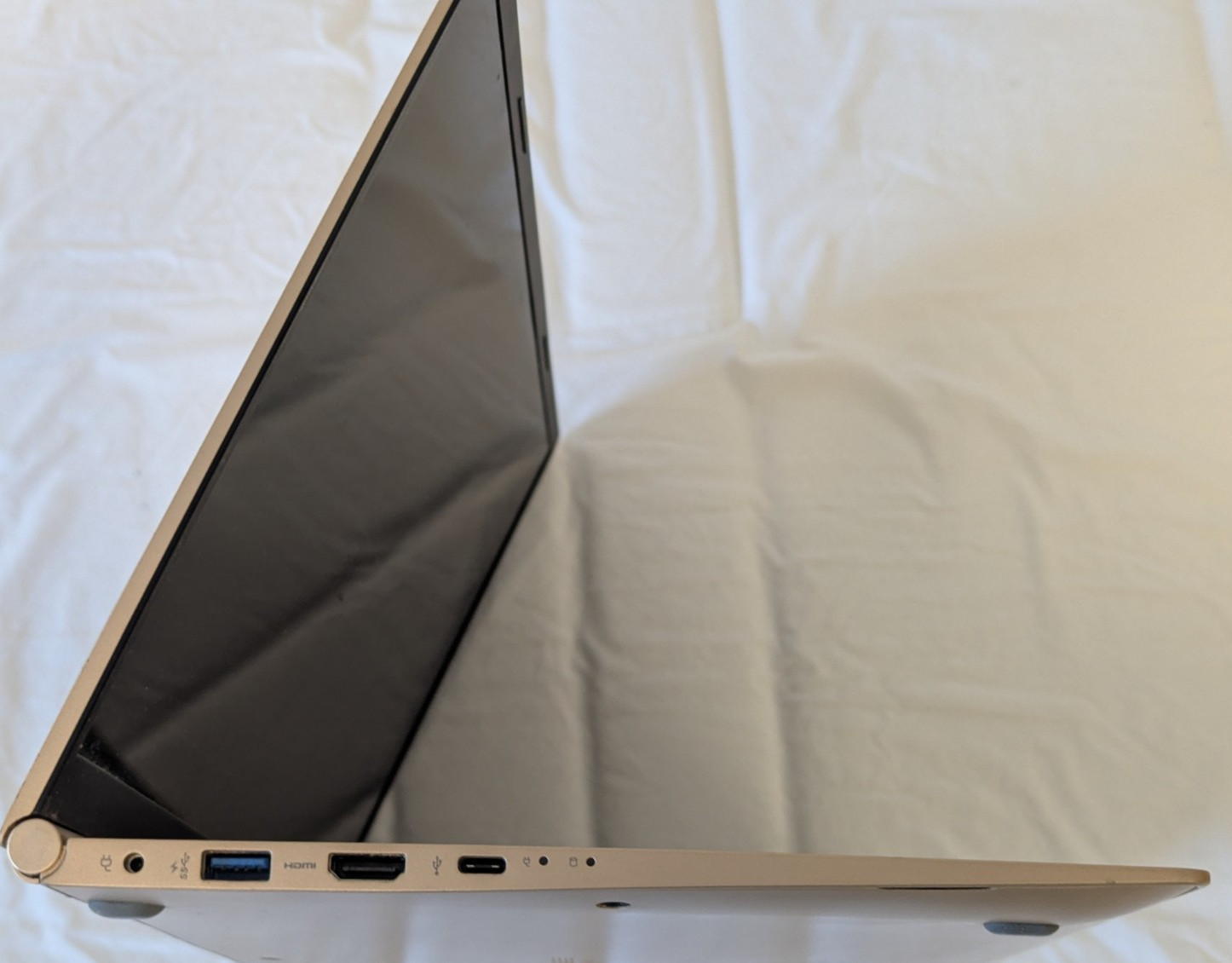 LG Gram 15Z960 Ultralight Laptop 15.6″ FHD i5-6200U 16GB/1TB/WiFi-6/NEW BATTERY