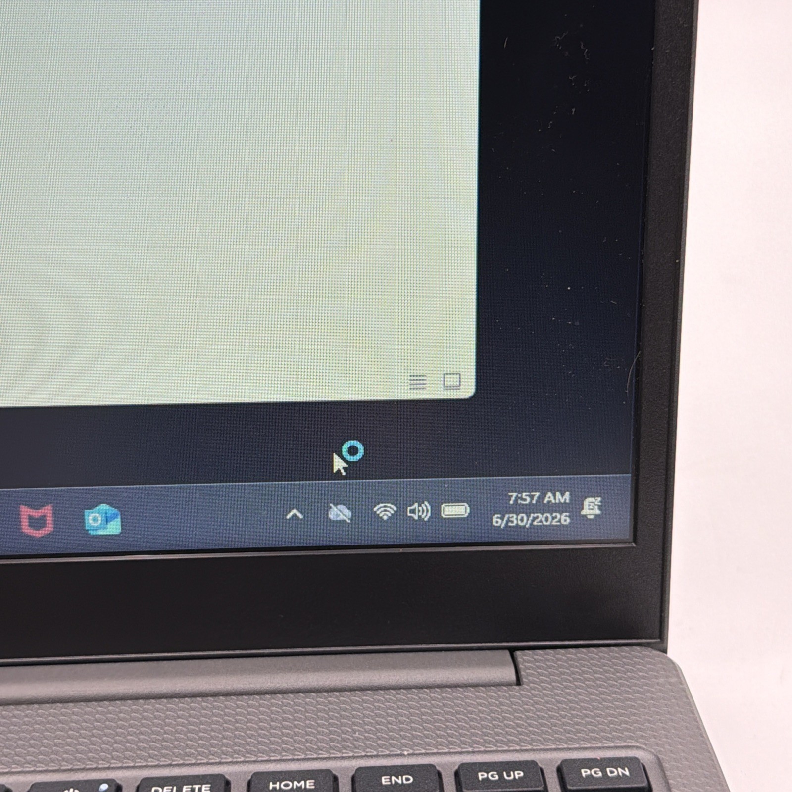 HP 255 G10 15.6″ Ryzen 3 7320U 8GB RAM 256GB SSD Win11 Home w/ Charger