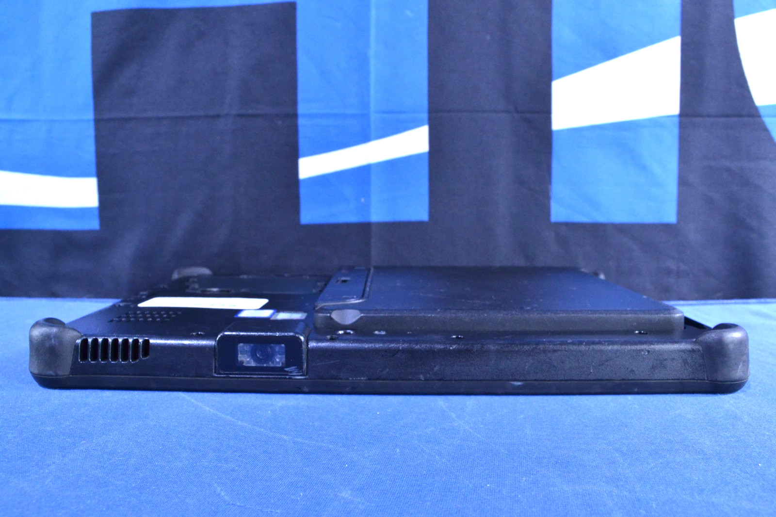 Getac F110 G3 Rugged Tablet i5-6200U/ 8GB/ 256GB/ No OS/ No Stylus (J063003)