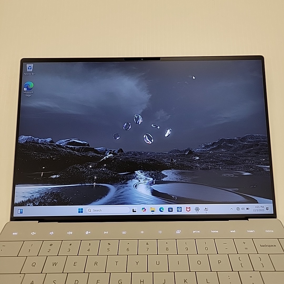 Dell XPS 13 9350 13.4″ Ultra 9 288V 3.3GHz 32GB Ram 1TB SSD Windows 11 Pro