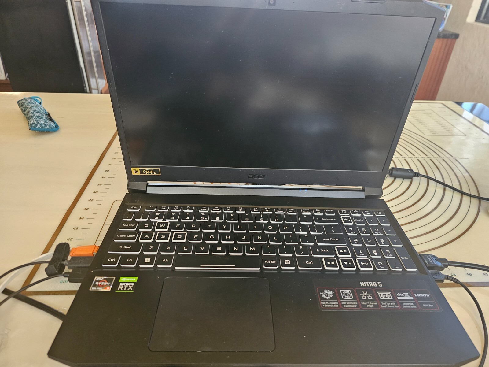 acer nitro 5 gaming laptop 3060 rtx, 3.3Ghz CPU, 32GBs of Ram, and 1.5 terabytes