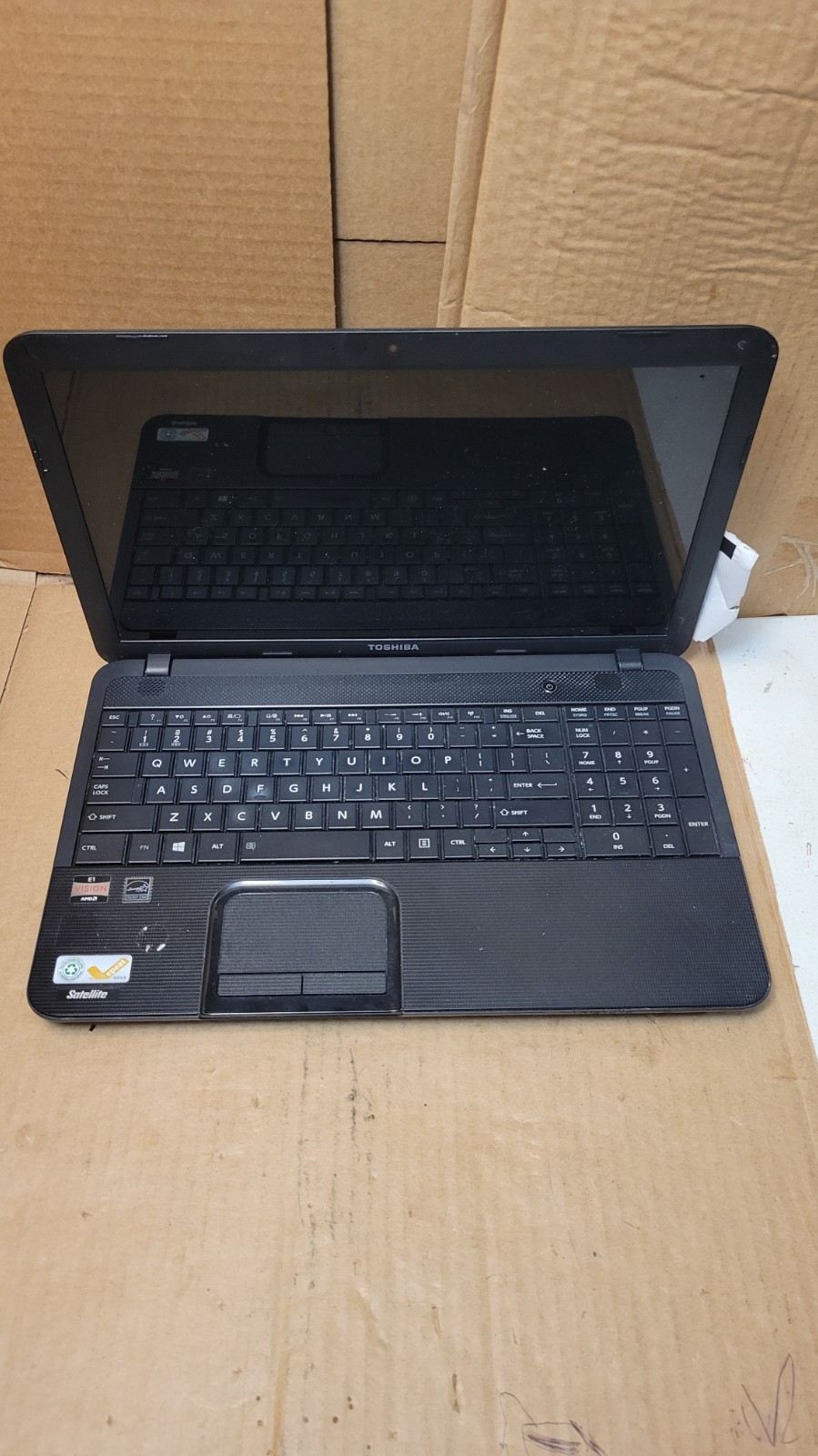 TOSHIBA SATELLITE C855D S5201 – AMD E1 1200 – No Boot – For Parts or Repair