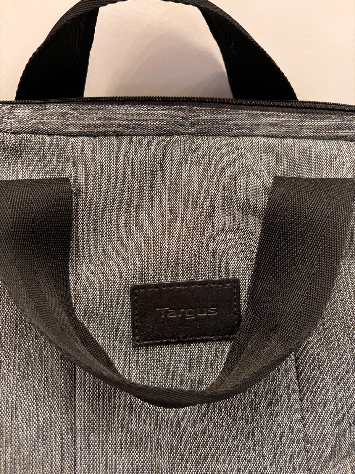 Gray Laptop Case/Bag TARGUS TSS59404UST-50 fits 15″ – 17″ Laptop Tablet Computer