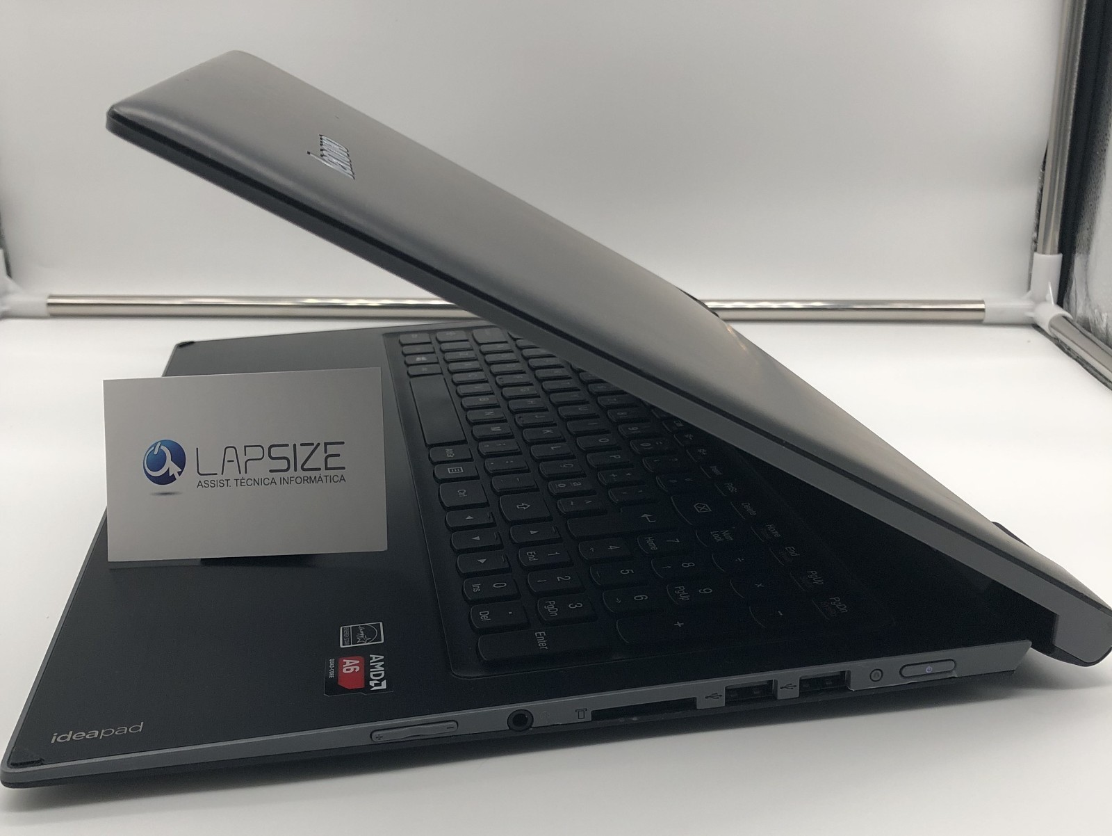 Lenovo Ideapad Flex 15D | AMD A6 2Ghz 8GB SSD256GB 15.6