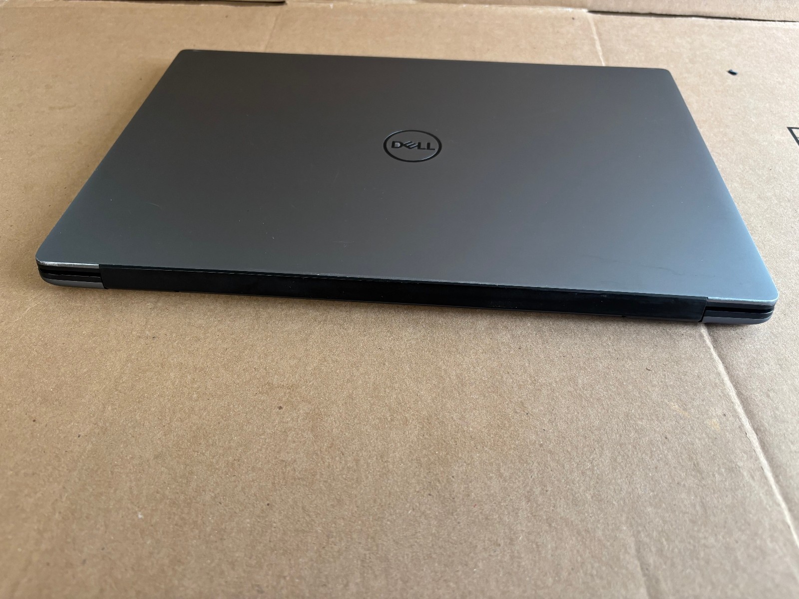 DELL VOSTRO 5590 i7-10510U 1.80GHZ RAM 16GB NVME 512GB SEE THE PHOTO MX 250 2GB