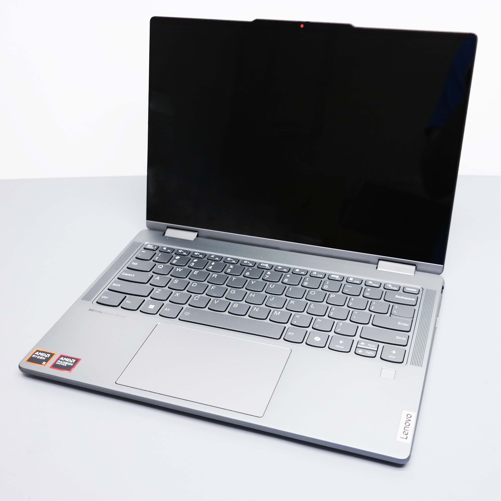 Lenovo Yoga 7 2-in-1 14″ AMD Ryzen 5 8640HS 8GB 512GB SSD