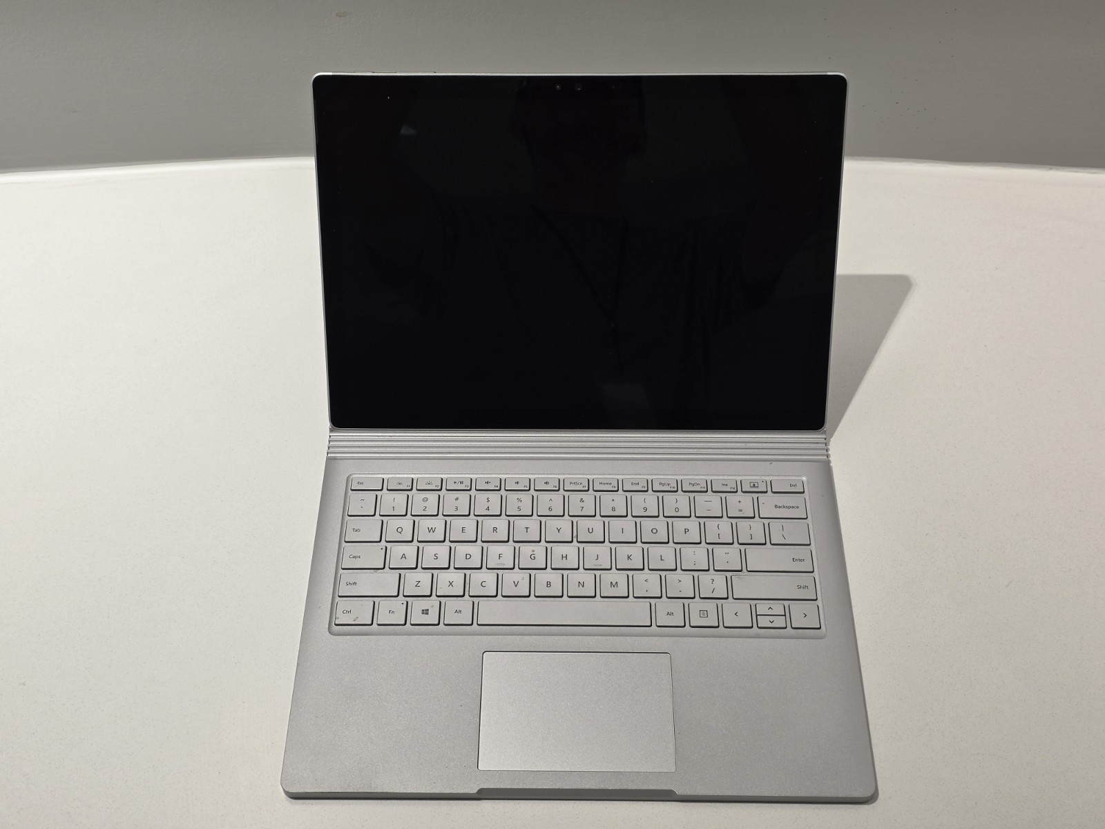 Microsoft Surface Book Intel Core i7-6600u 16GB RAM 512GB SSD with Dock