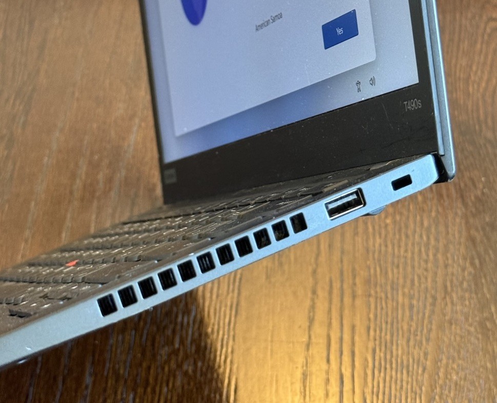Lenovo ThinkPad T490s 14″ Laptop i7-8665U 8GB RAM 256GB SSD Windows 11 Pro