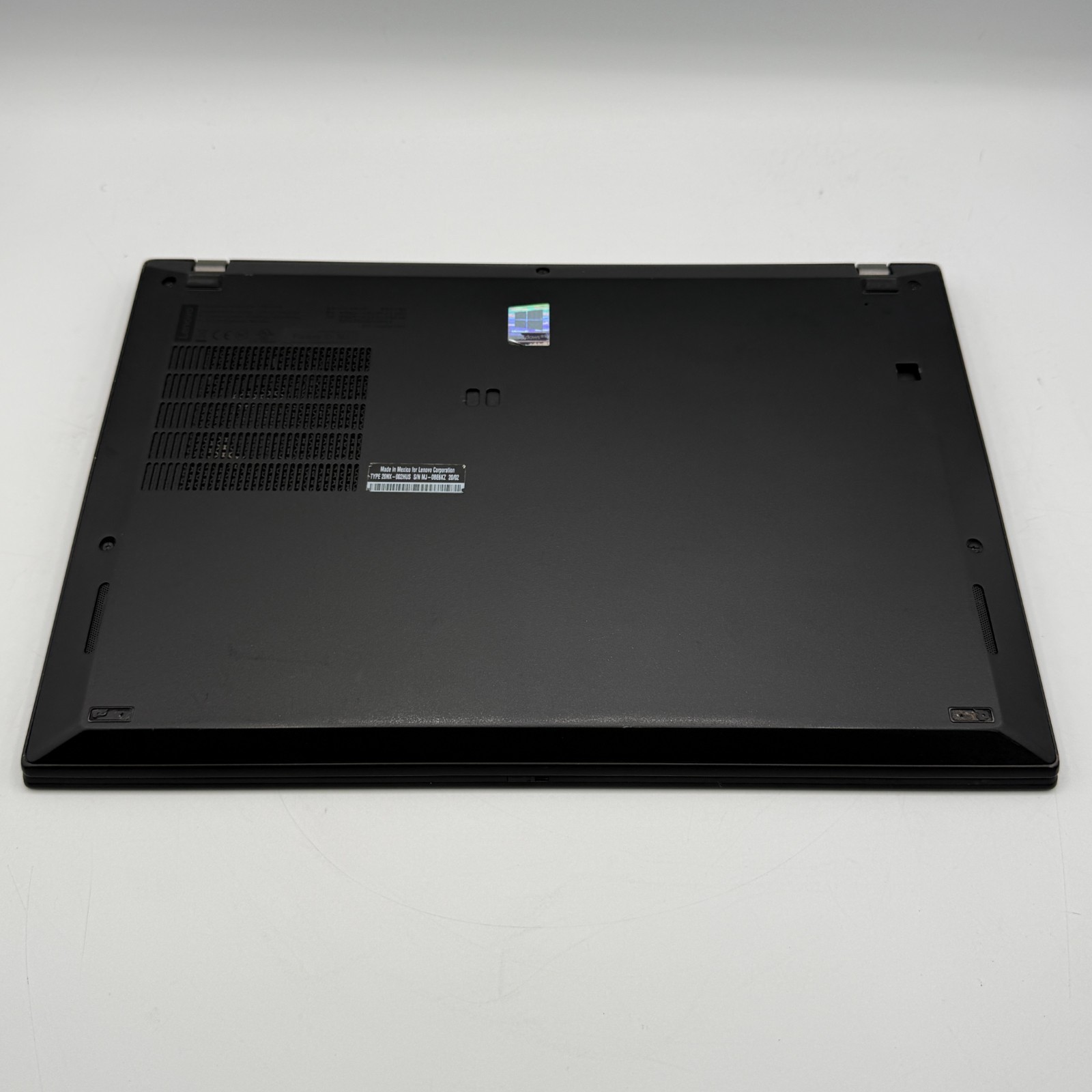 Lenovo ThinkPad T490s i7-8650U Touch 16GB 256GB SSD Win11Pr Fingerprint LTE READ