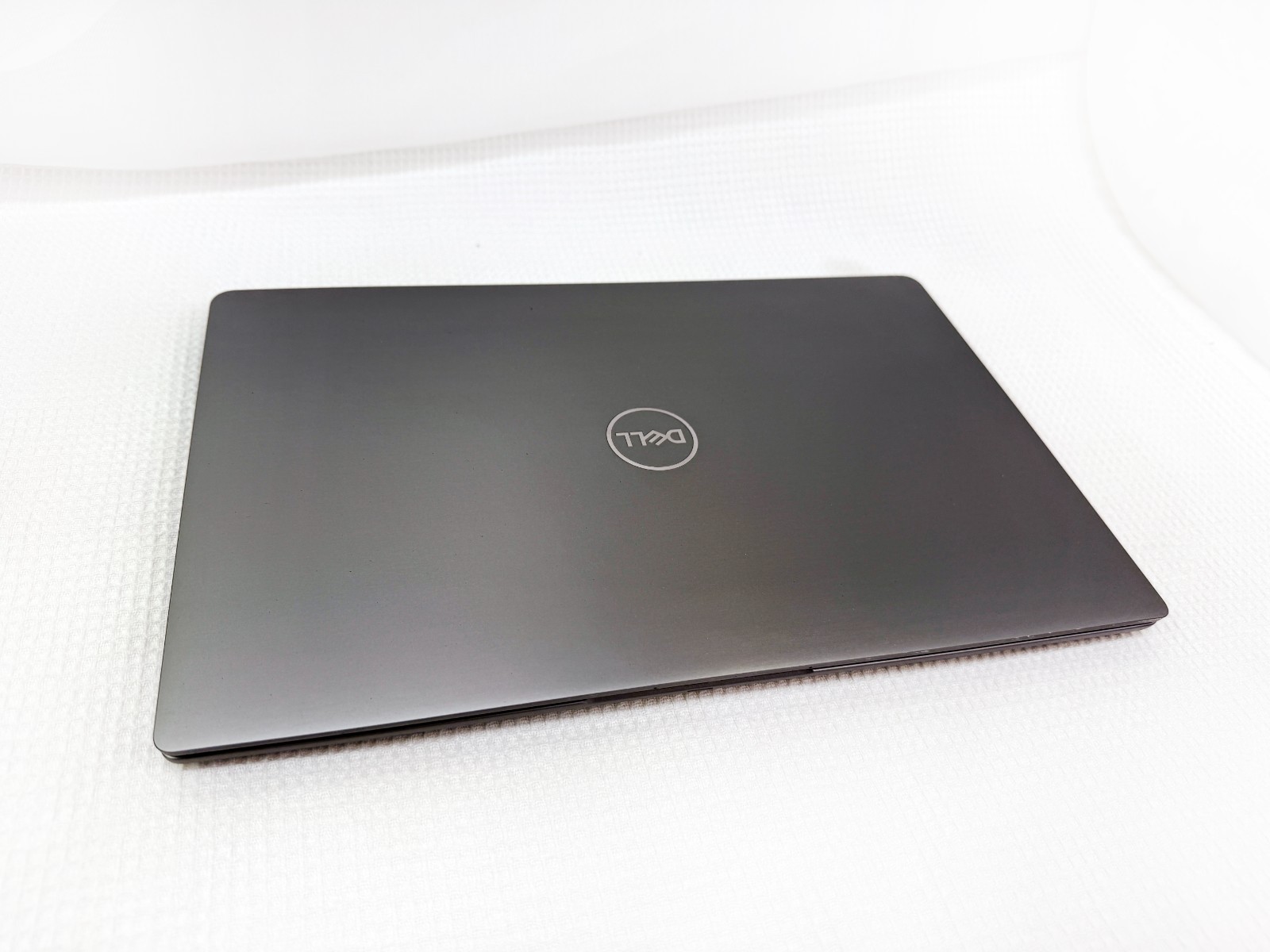Dell Latitude 7410 14″ 2-in-1, i5-10th Gen, 16GB, 256GB NVME SSD, Excellent BATT