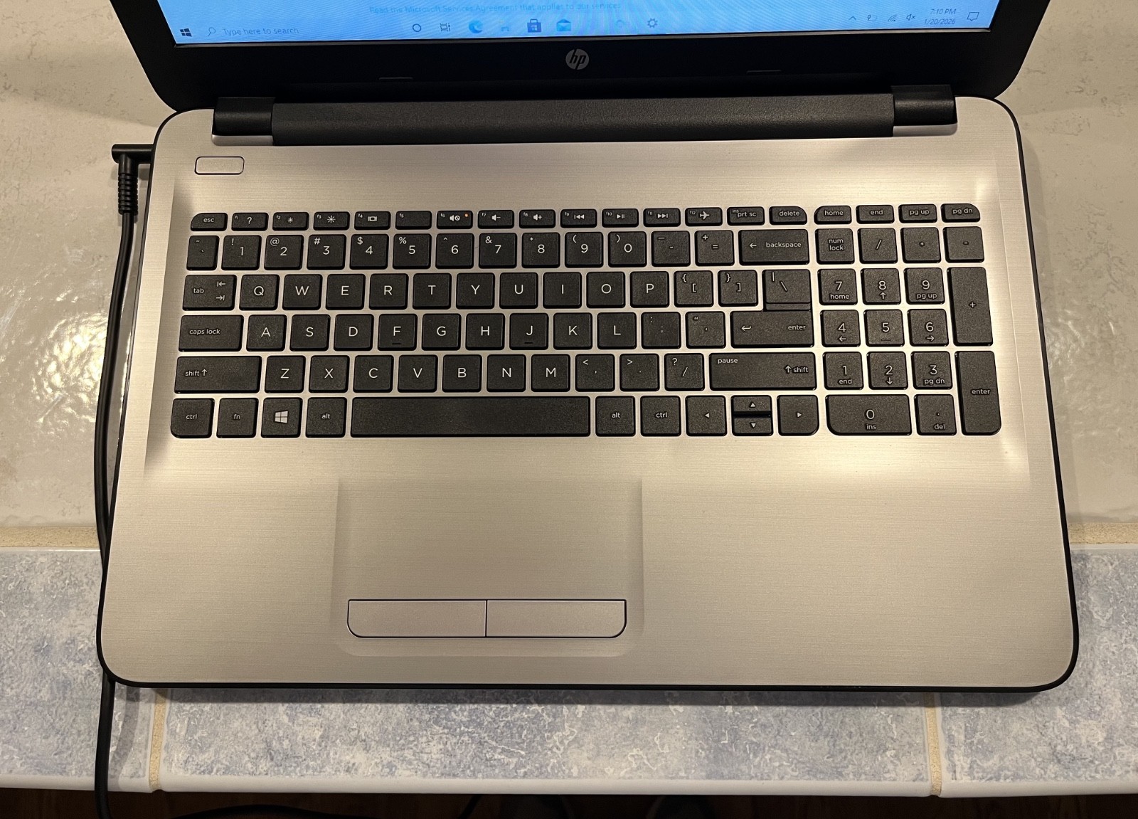 HP Notebook LAPTOP-BVHBLNDK 917 GB Storage
