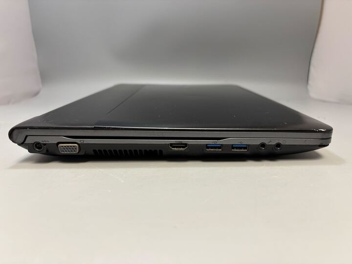 Samsung 15.6″ Notebook NP-RC512 Intel i7-2630M 6GB RAM 750GB HDD NO OS