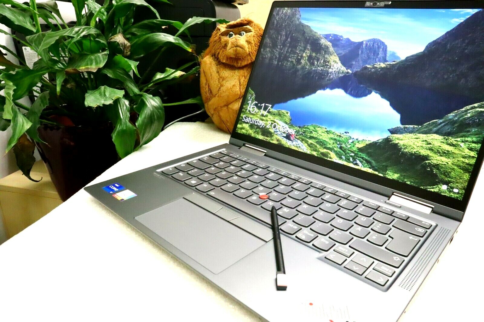 SWISS LENOVO THINKPAD X1 YOGA G6 LTE 5G i5-1135G7 16G 1TB WUXGA SWISS NOTEBOOK