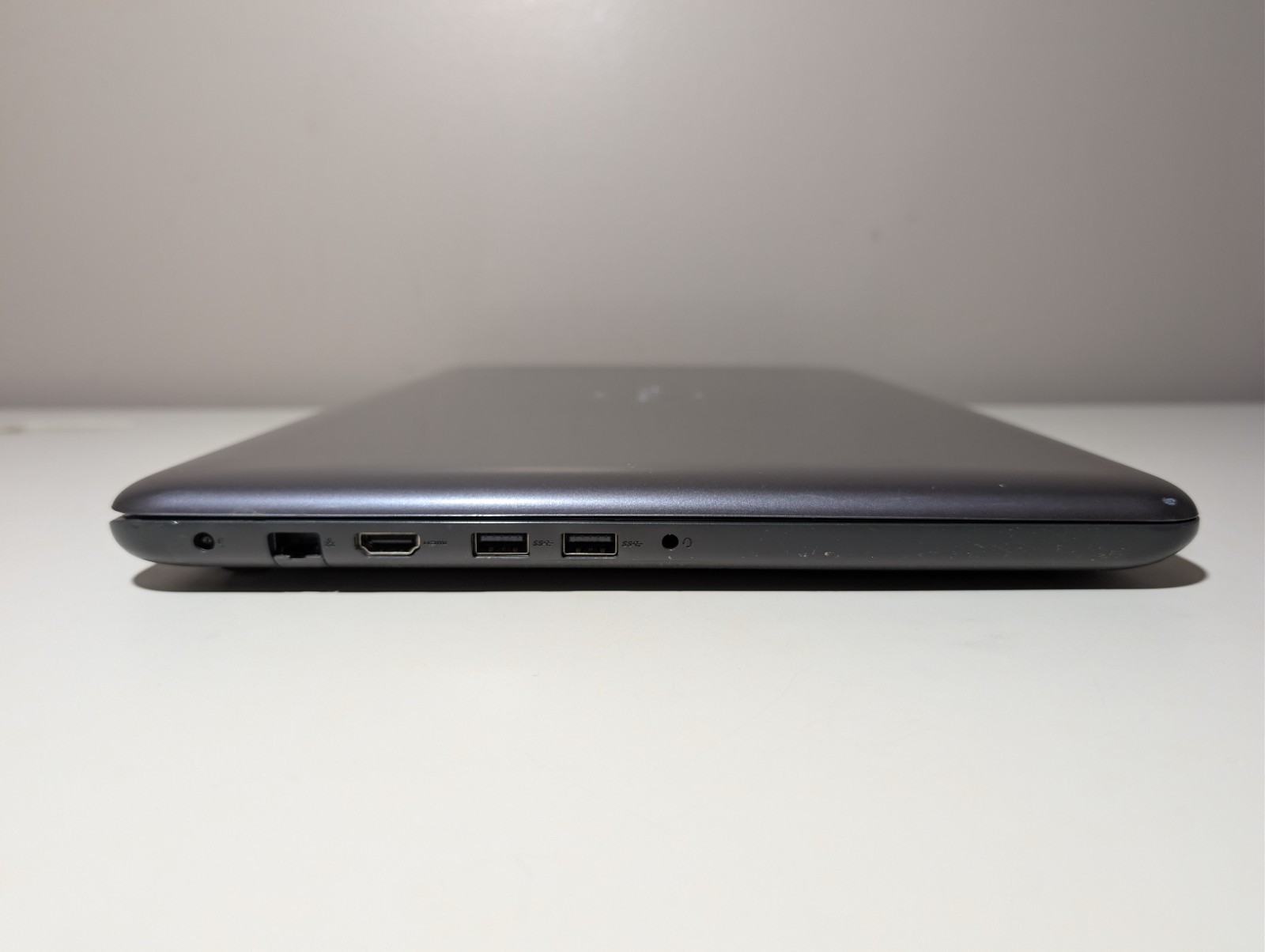 17″ DELL INSPIRON 5767 | i7-7500U 16GB RAM 256GB SSD | FHD AMD Radeon R7 Backlit