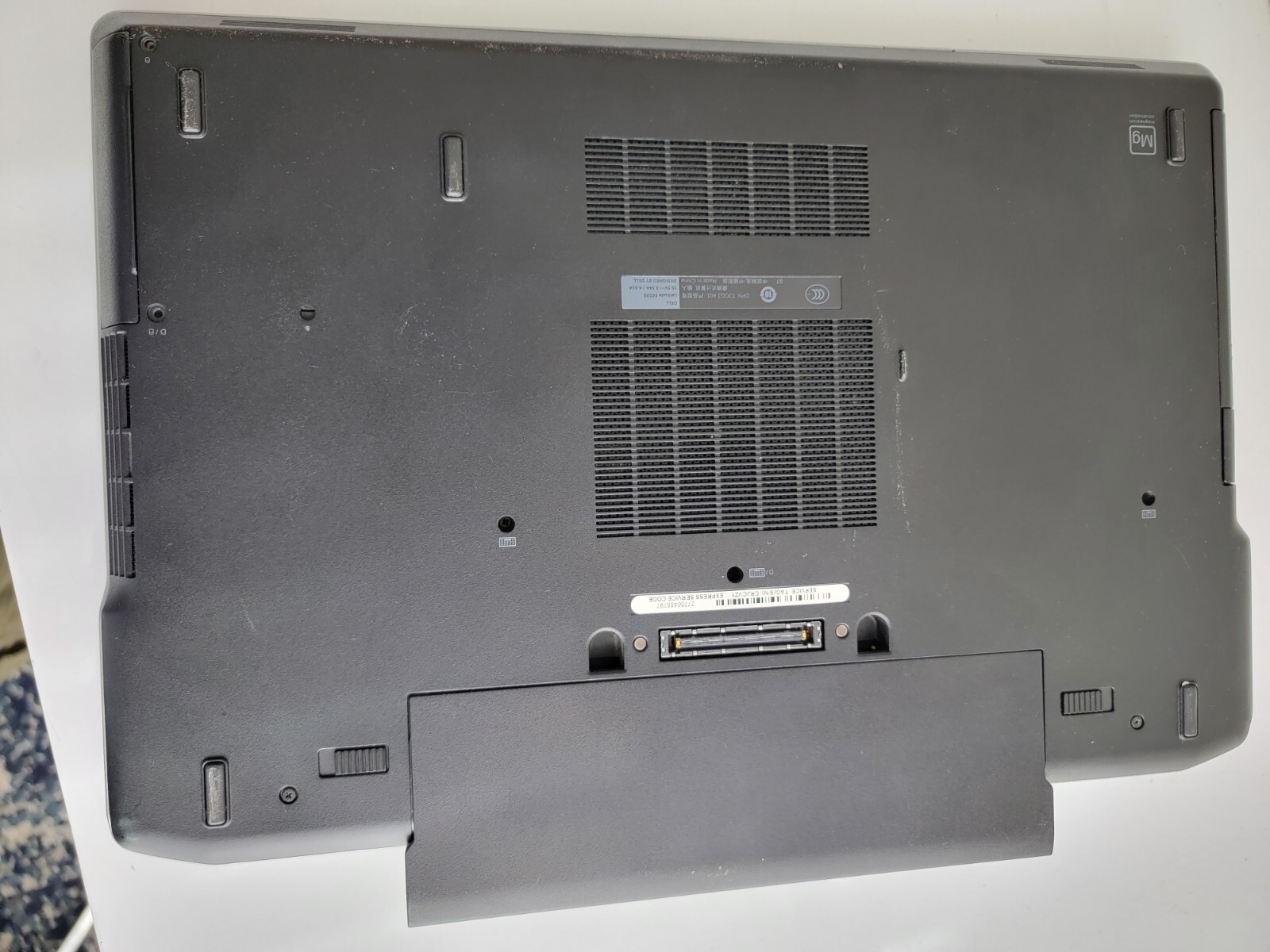 Dell Latitude E6530 15.6″ ( 1TB HDD, Intel Core i7-3720QM, 2.6 GHz, 8GB RAM)…