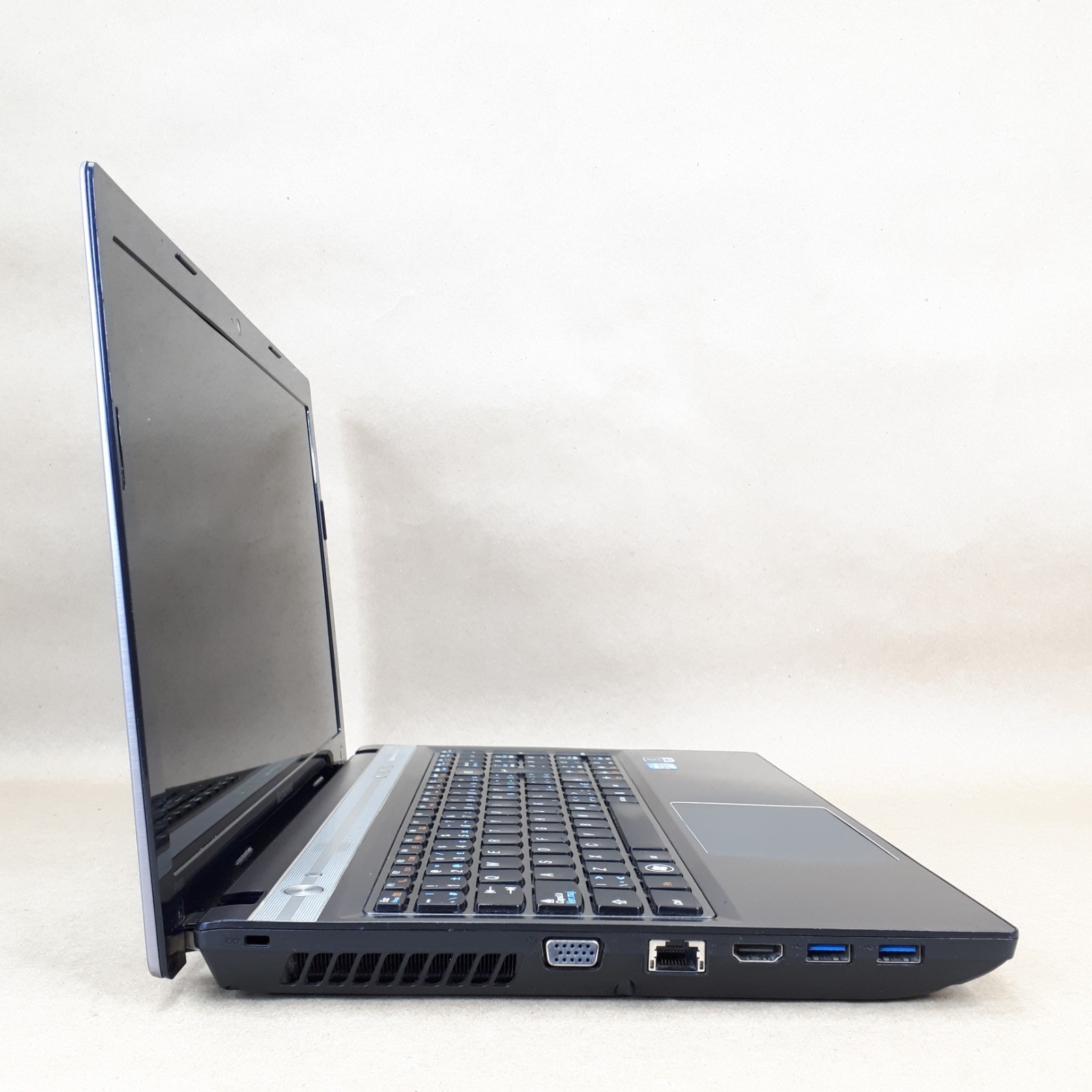 Lenovo IdeaPad P580 15.6″ Laptop i7-3520M 8GB RAM 750GB HDD GT 630M Win 10 W/CAM