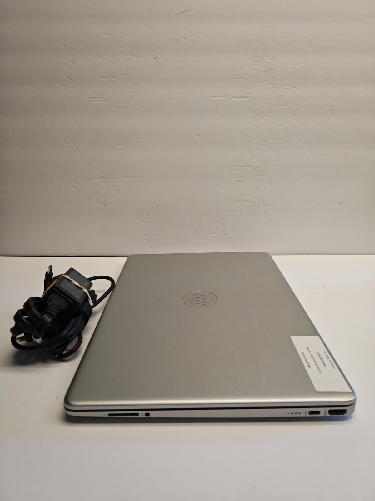 HP 15 Dy2795wm Core i5 11th Gen 16GB Ram 512GB SSD NVME Windows 11 Pro