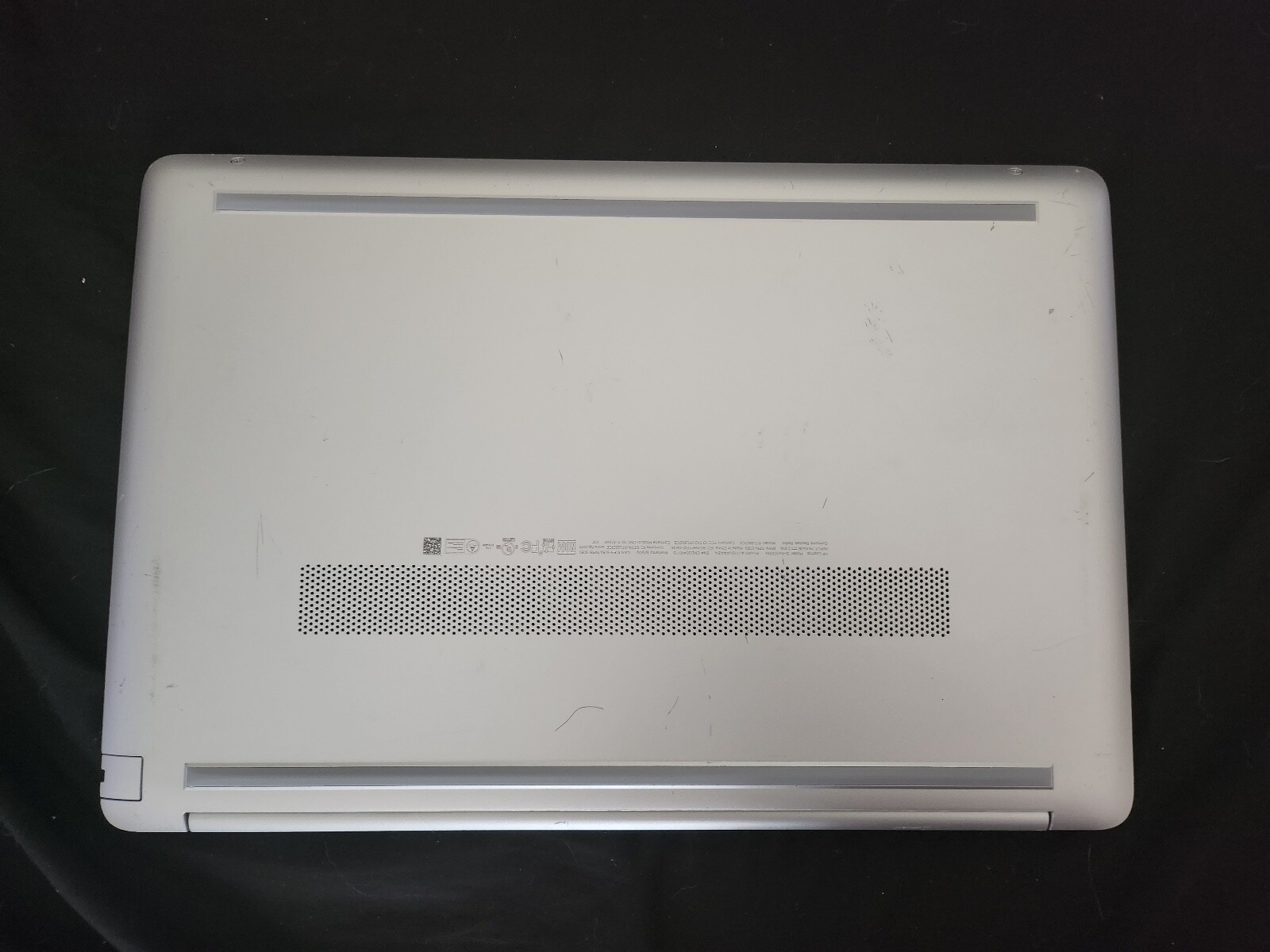 hp Laptop 15-dw1xxx 16″ Screen, Silver Gray 