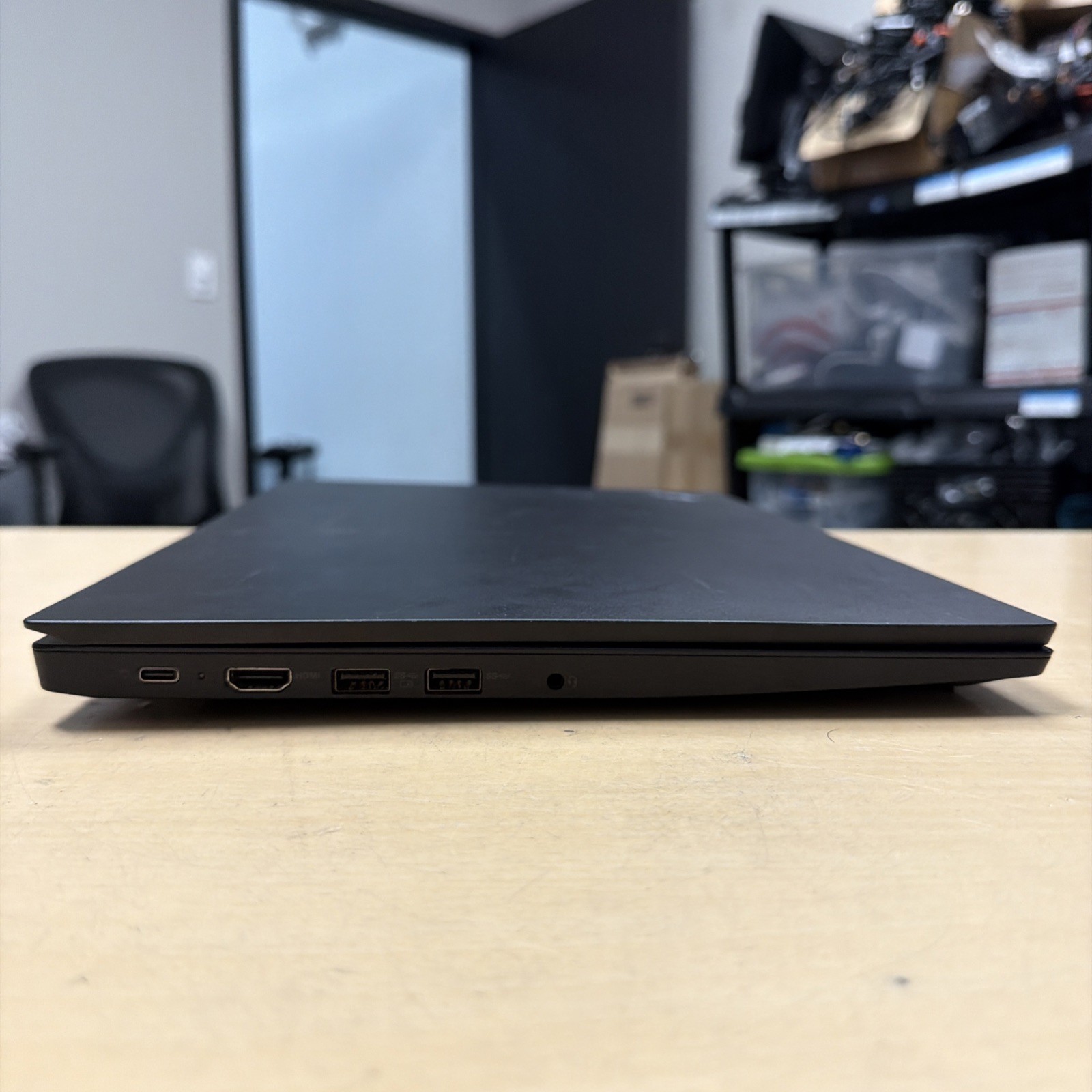 *PARTS Lenovo ThinkPad E590 i5-8265U 8GB RAM NO HD/OS