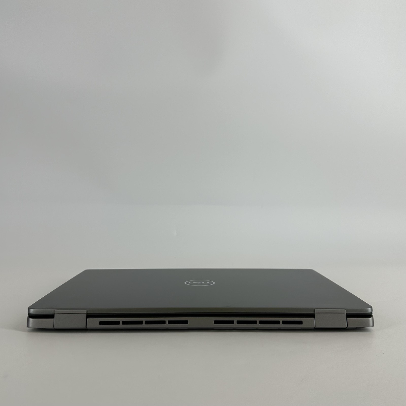 Dell Latitude 7440 14 Gray QHD+ TOUCH 1.9 GHz i7-1370P 32GB 256GB SSD Good